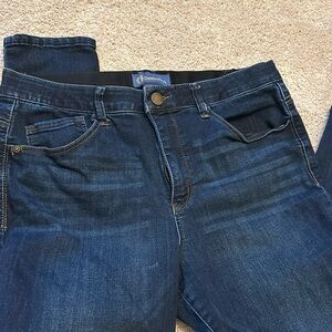 Women’s Democracy “Ab”solution Skinny Jeans 14